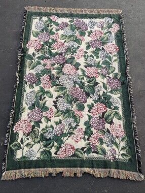 Goodwin Weavers Floral Hydrangea Tapestry Throw Blanket